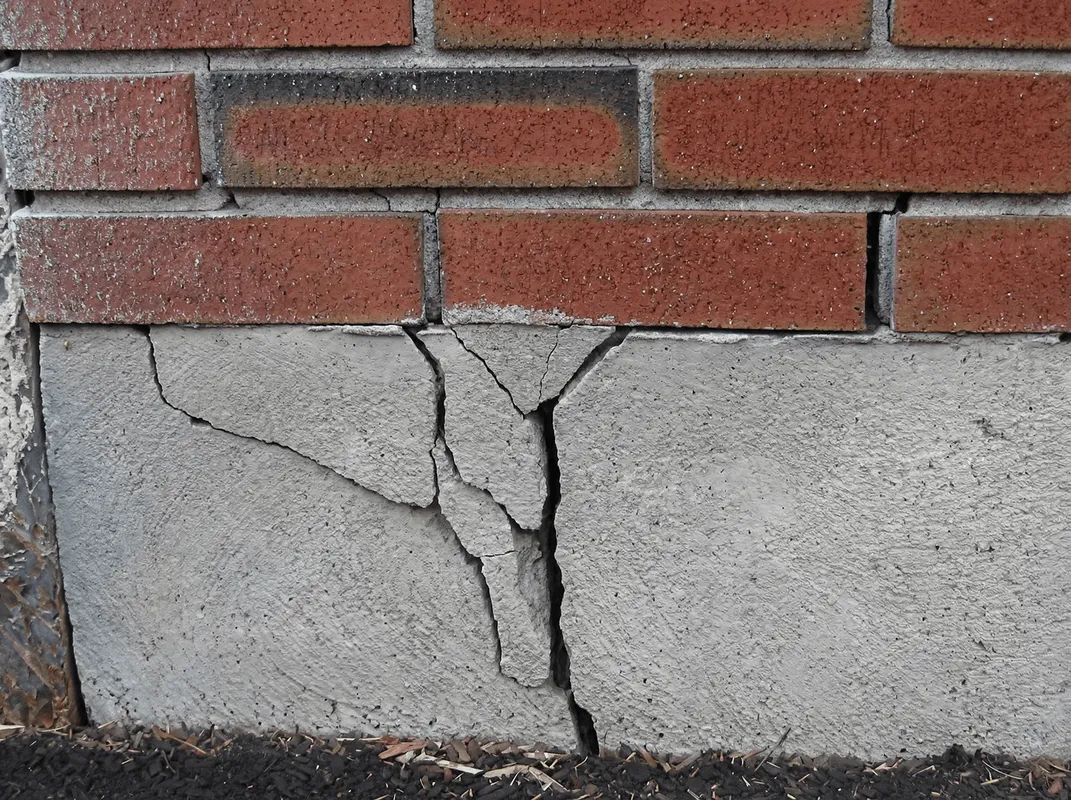 Concrete foundation with serious structural damage in Providence, RI